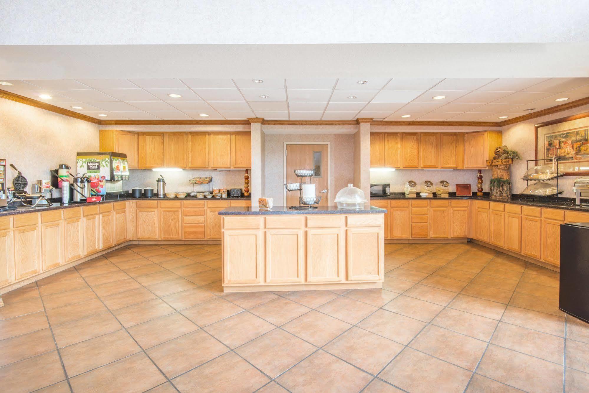 Hampton Inn & Suites Ruidoso Downs Esterno foto