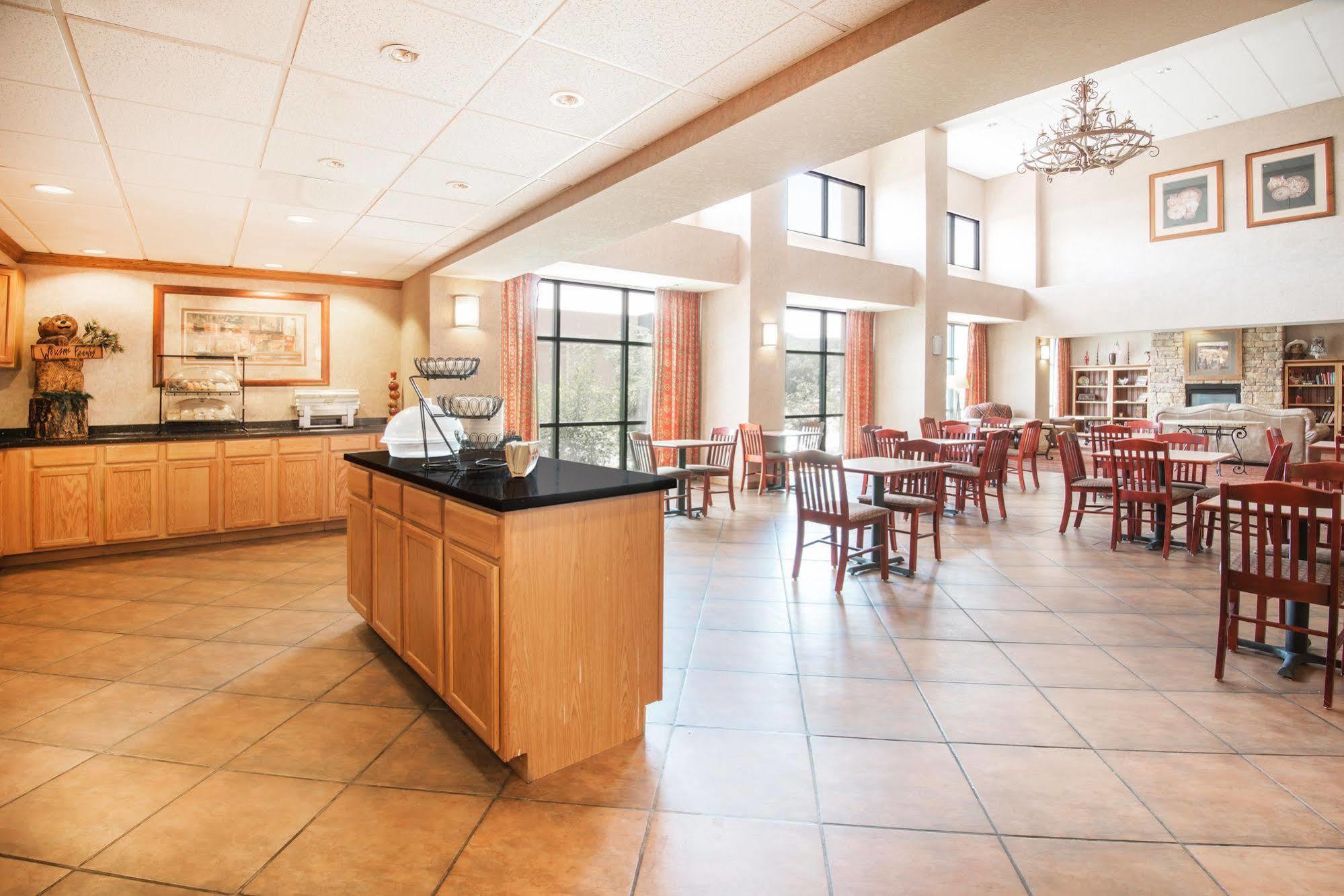 Hampton Inn & Suites Ruidoso Downs Esterno foto